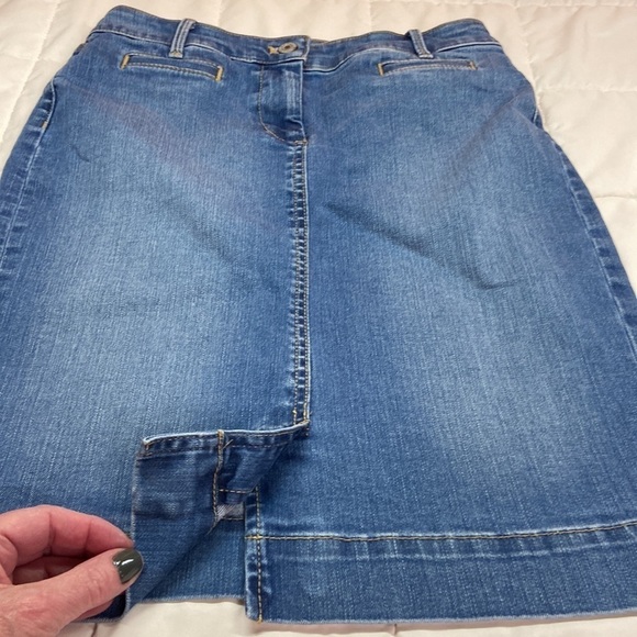 Talbots Jean Pencil Skirt Size 2P - Picture 10 of 12